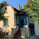 Apartamento Art Nouveau With Garden Close To Center